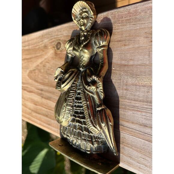 Antique Vintage 1800s?? Elegant Brass Lady 7" tall. Stands.English.Figurine - Picture 7 of 10